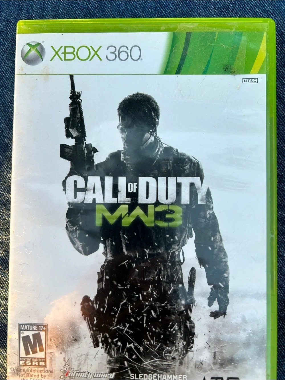 Game Bundle/Microsoft Xbox 360 Call of Duty MW3 & Black Ops - Green Edition